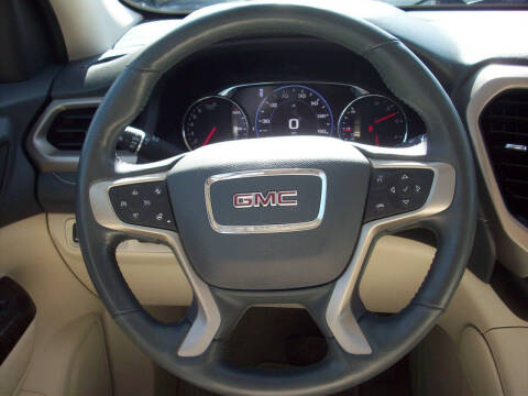 2022 GMC Acadia Denali