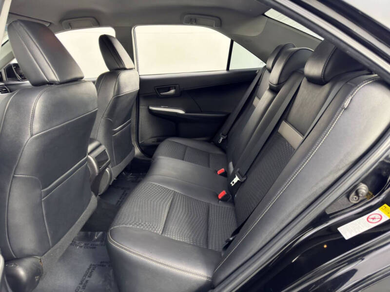 2014 Toyota Camry SE