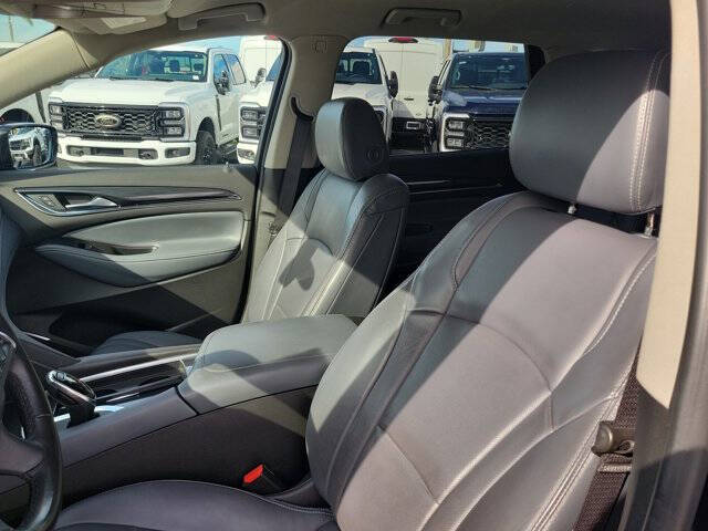 2018 Buick Enclave Essence