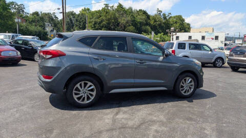 2017 Hyundai Tucson SE Plus