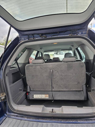 2005 Ford Freestyle SE