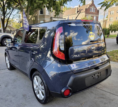 2015 Kia Soul +