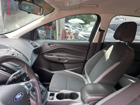 2014 Ford Escape S