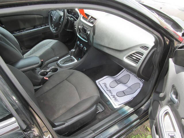 2014 Dodge Avenger SE