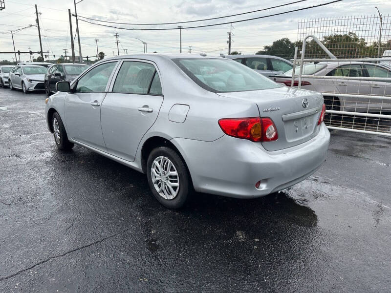 2010 Toyota Corolla LE