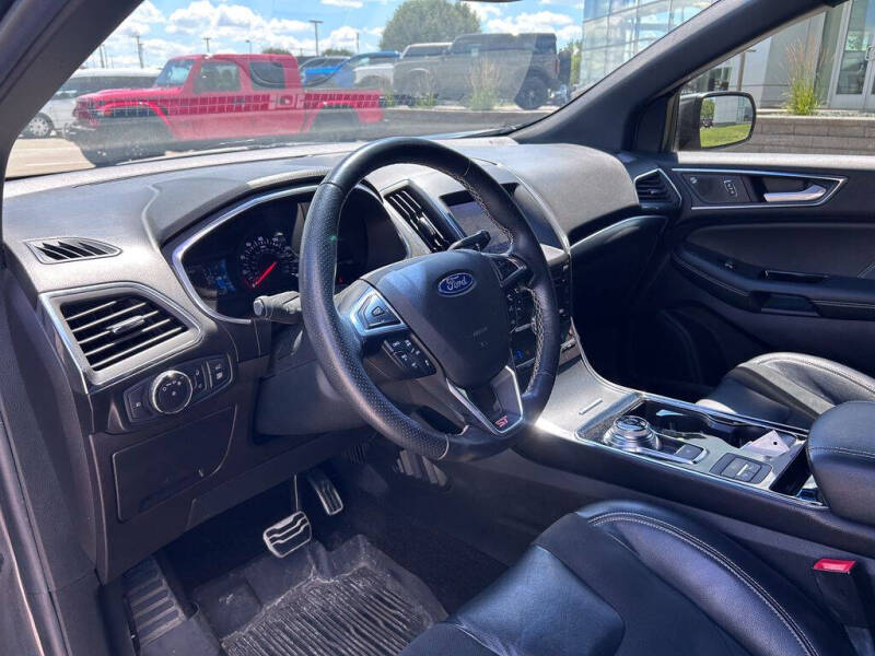 2019 Ford Edge ST