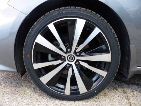 2020 Nissan Altima 2.5 SR