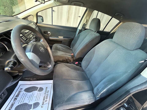 2012 Nissan Versa 1.8 S