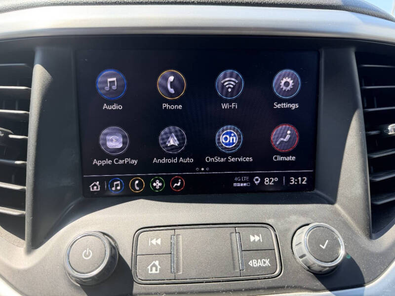 2023 GMC Acadia SLE