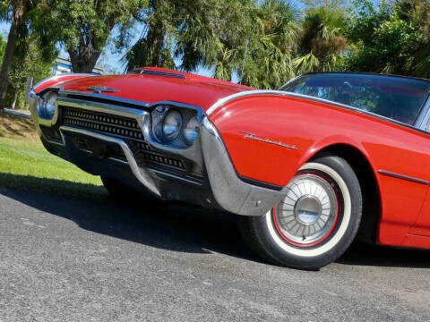 1962 Ford Thunderbird