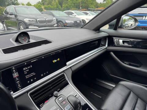 2018 Porsche Panamera