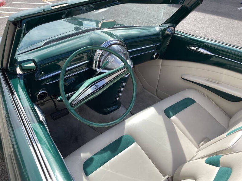 1947 Ford Job One Custom Showcar