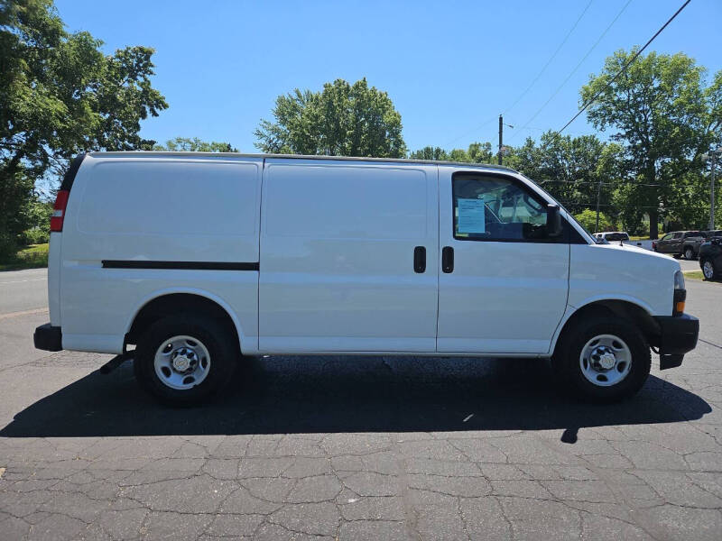 2020 Chevrolet Express 2500