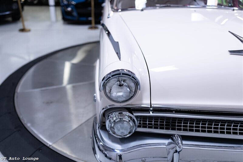 1955 Ford Crown Victoria 17