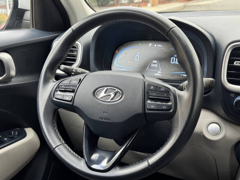 2023 Hyundai Venue Limited