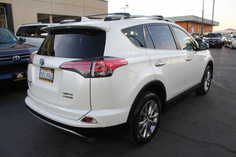 2017 Toyota RAV4 Hybrid Limited