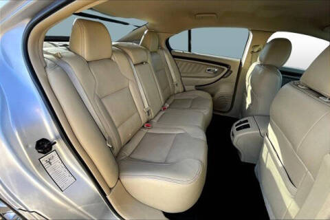 2017 Ford Taurus Limited