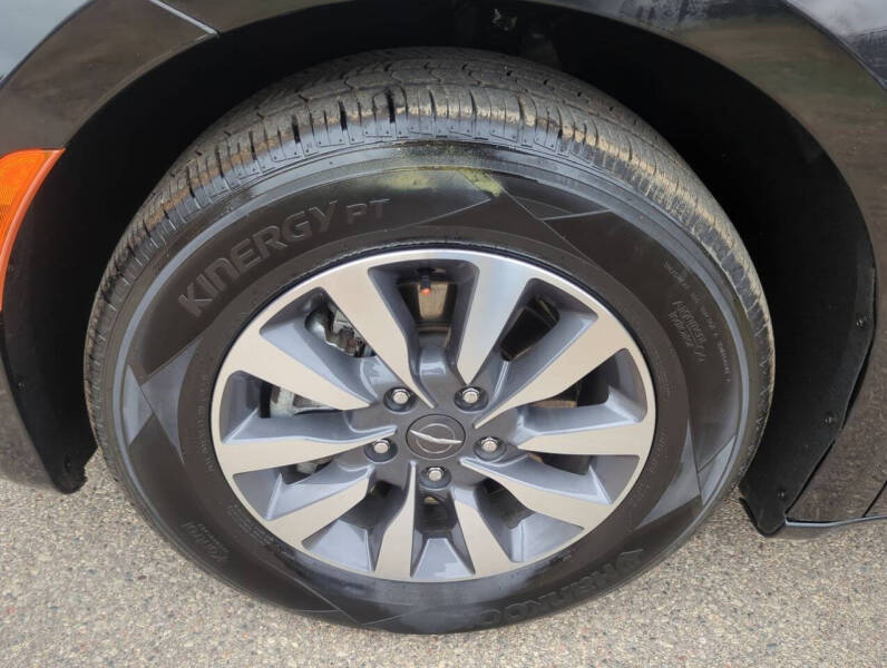 2023 Chrysler Pacifica Plug-In Hybrid Limited