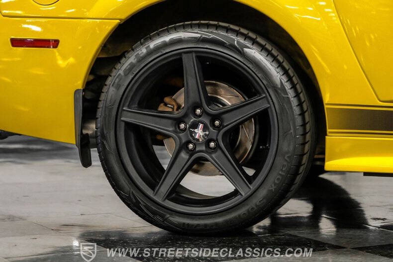 2003 Ford Mustang Mach 1 Premium