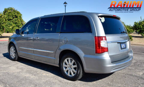 2014 Chrysler Town and Country Touring