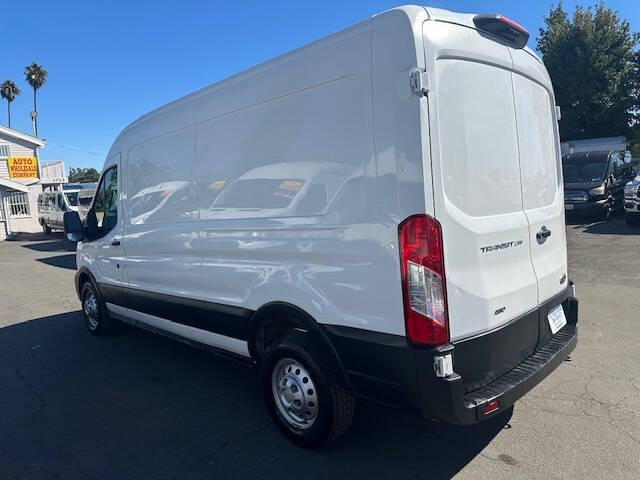 2023 Ford Transit 250