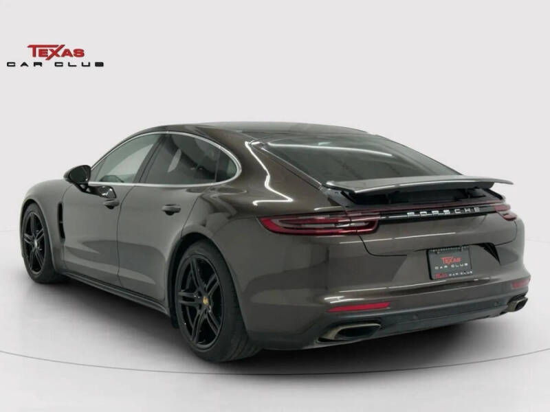 2020 Porsche Panamera