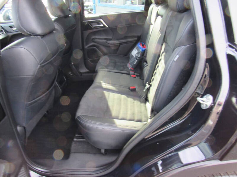 2022 Mitsubishi Outlander SE Launch Edition