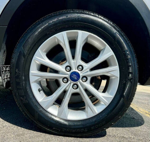 2017 Ford Escape SE