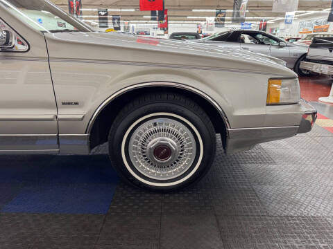 1988 Lincoln Mark VII Bill Blass