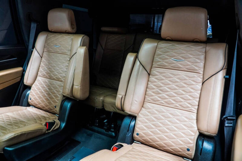 2021 Cadillac Escalade Sport