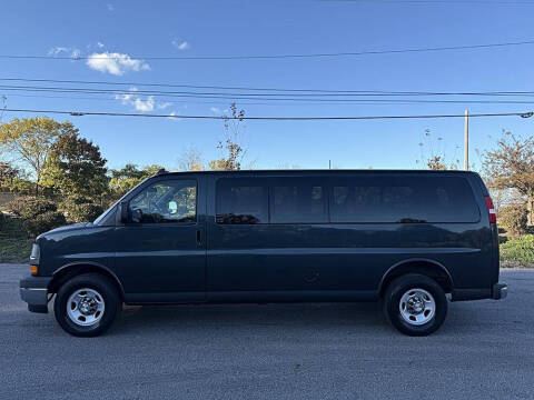 2017 Chevrolet Express LT 3500