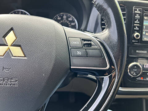 2016 Mitsubishi Outlander SEL