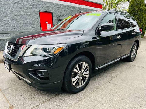 2020 Nissan Pathfinder SL
