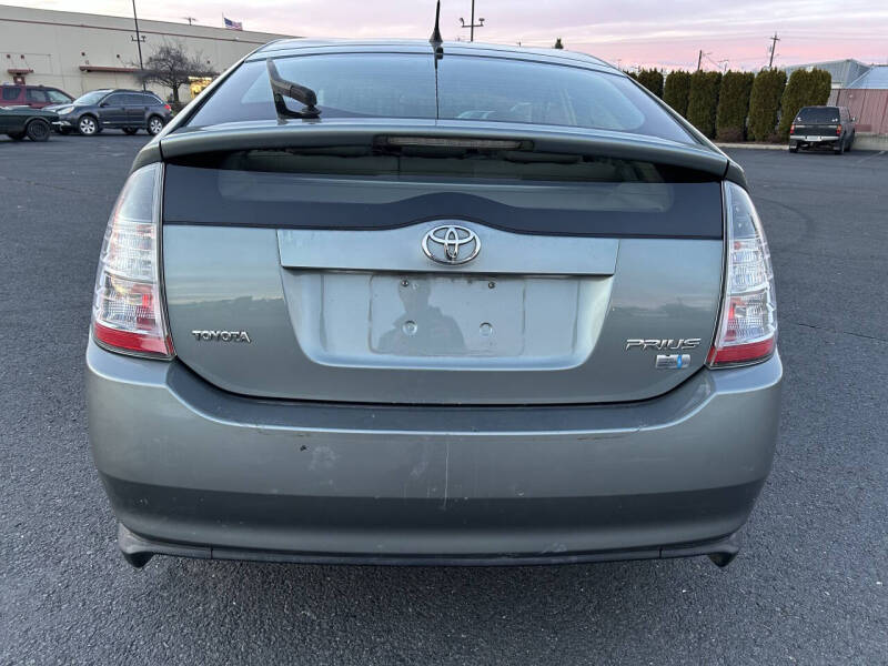 2004 Toyota Prius
