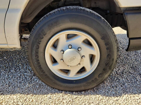 2008 Ford E-Series E-250