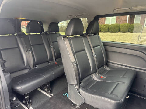 2017 Mercedes-Benz Metris Passenger