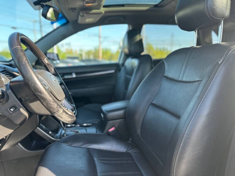 2013 Kia Sorento SX