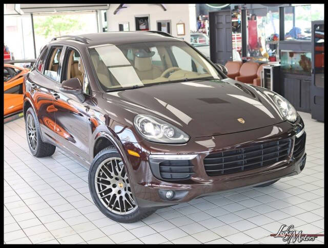 2017 Porsche Cayenne Platinum Edition