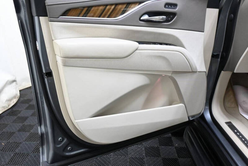 2021 Cadillac Escalade Sport Platinum