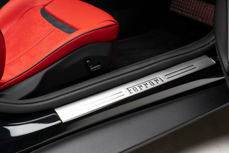 2025 Ferrari Roma Spider