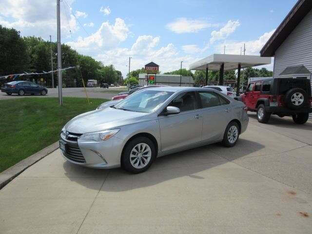 2016 Toyota Camry Hybrid
