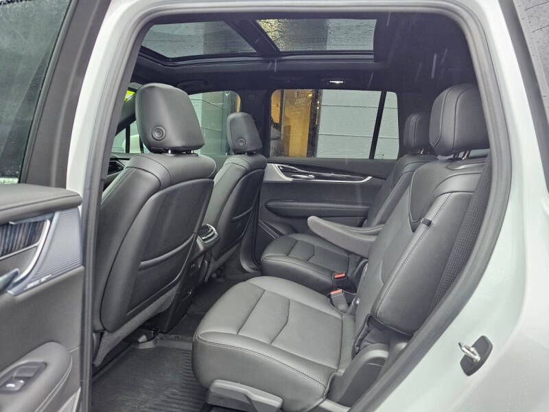 2023 Cadillac XT6 Premium Luxury