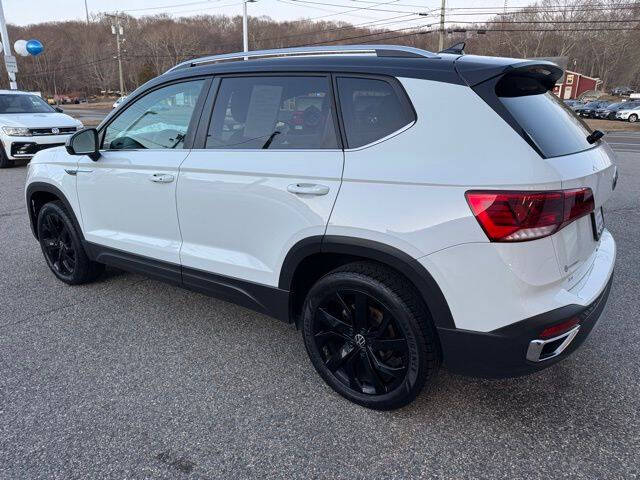 2024 Volkswagen Taos SE