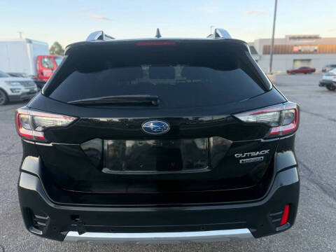 2022 Subaru Outback Touring