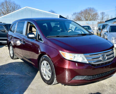 2011 Honda Odyssey for sale at PINNACLE ROAD AUTOMOTIVE LLC in Moraine OH