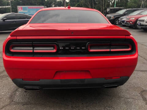2018 Dodge Challenger SXT