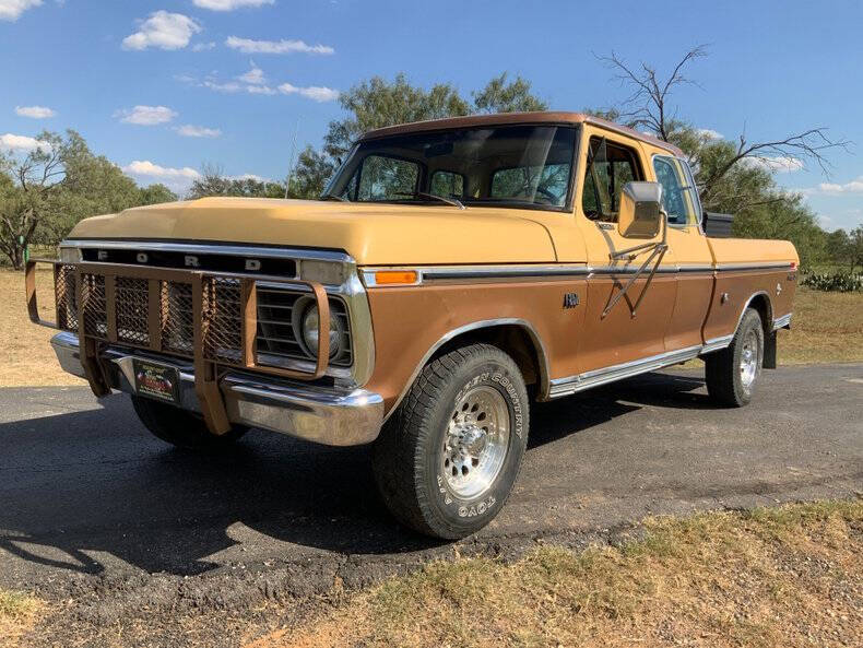 1975 Ford F-250