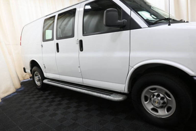 2023 Chevrolet Express 2500