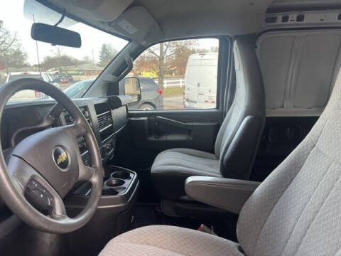 2017 Chevrolet Express 2500