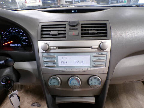 2009 Toyota Camry LE